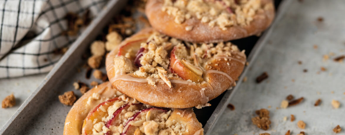 Apfel-Streuseltaler mit Hefeteig - Rezept | LIDL Kochen