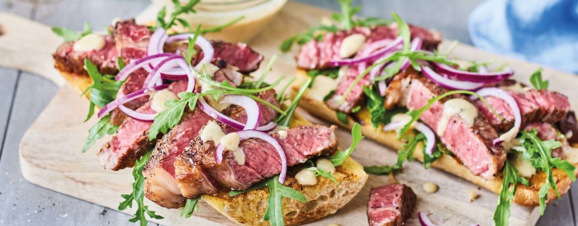 Rib-Eye-Steak mit Rucola Salat und Parmesan Dressing für 4 Personen von lidl-kochen.de