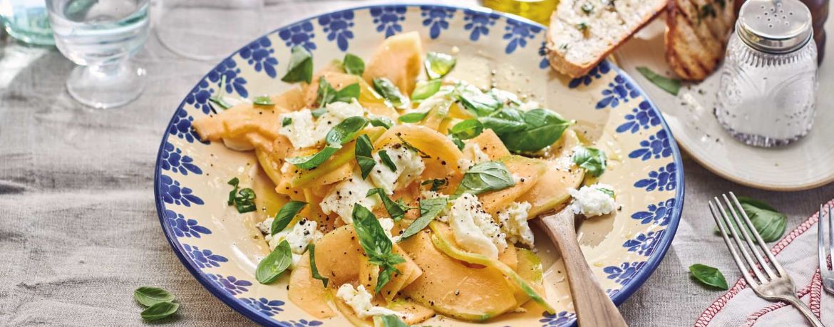 Cantaloupe-Melonensalat mit Mozzarella für 4 Personen von lidl-kochen.de