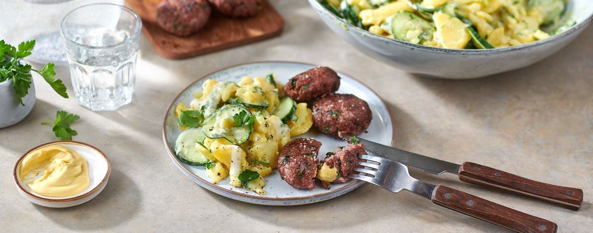 Vegane Frikadellen mit Kartoffel-Gurkensalat für 4 Personen von lidl-kochen.de