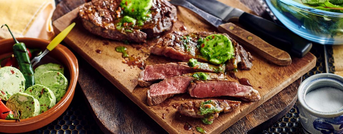 Steak mit Peperoni-Kräuter-Butter für 4 Personen von lidl-kochen.de