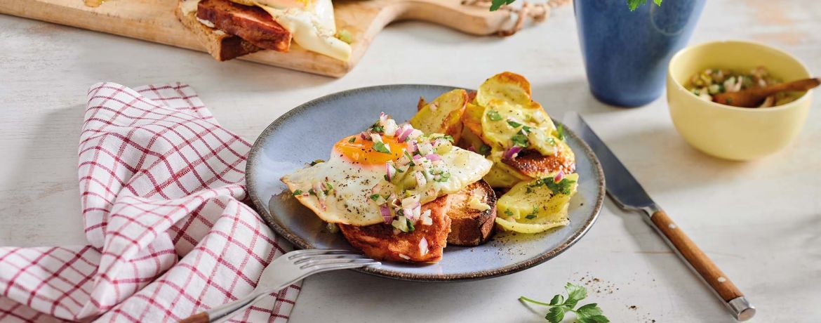 Strammer Max auf Leberkäse mit Röstkartoffeln für 4 Personen von lidl-kochen.de