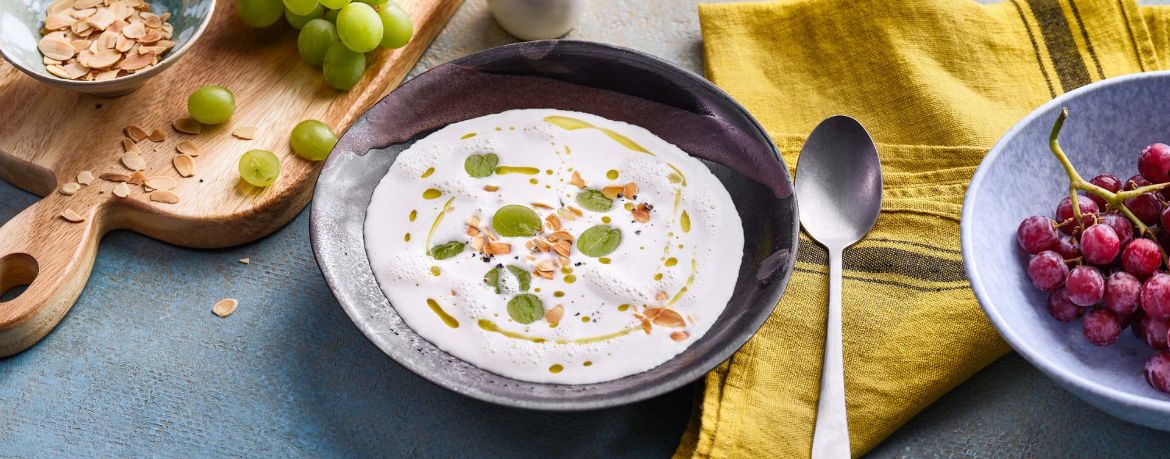 Ajo Blanco – Spanische Mandelsuppe für 4 Personen von lidl-kochen.de