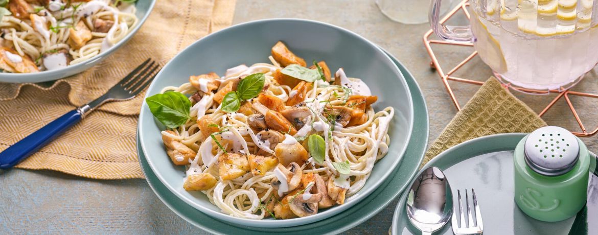 Pasta in cremiger veganer Chicken-Chunk-Champignon-Sauce für 4 Personen von lidl-kochen.de