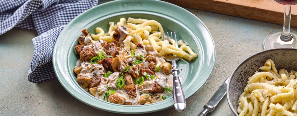 Veganes Geschnetzeltes mit Champignons und Spätzle für 4 Personen von lidl-kochen.de