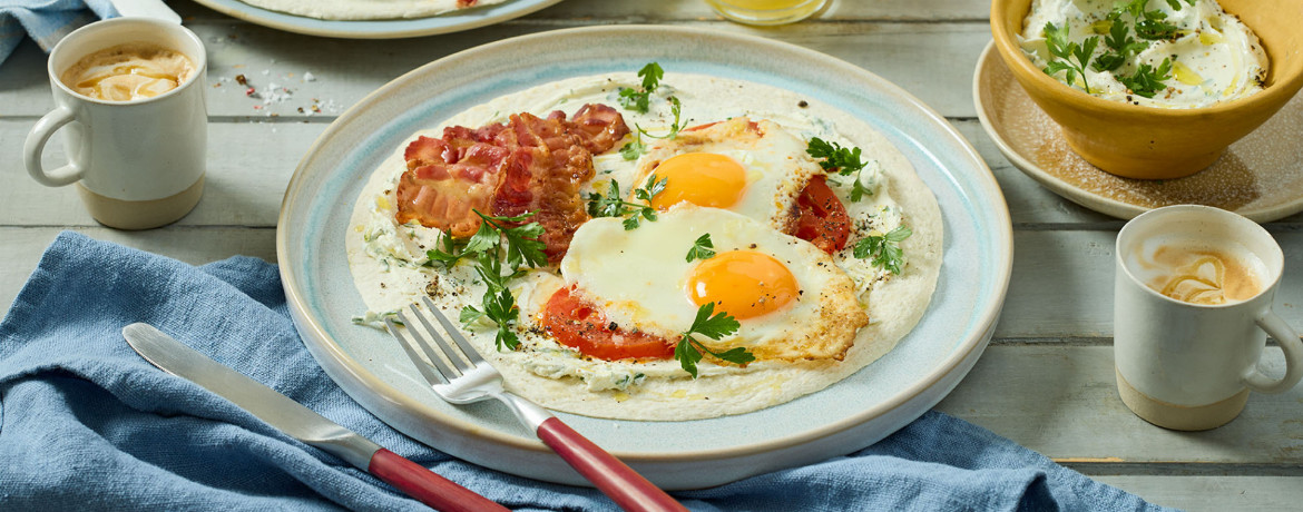 Frühstücks Wraps mit Tomaten, Spiegelei und Bacon für 4 Personen von lidl-kochen.de