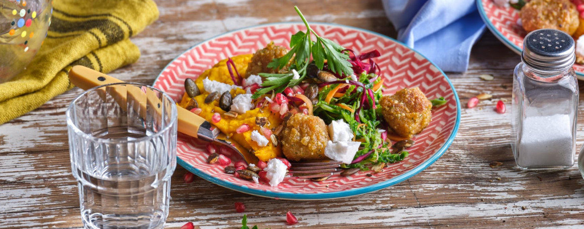 Kürbis-Hummus mit Falafelbällchen und Coleslaw für 4 Personen von lidl-kochen.de