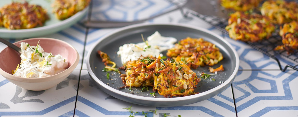 Gemüsepuffer mit Feta-Dip für 4 Personen von lidl-kochen.de