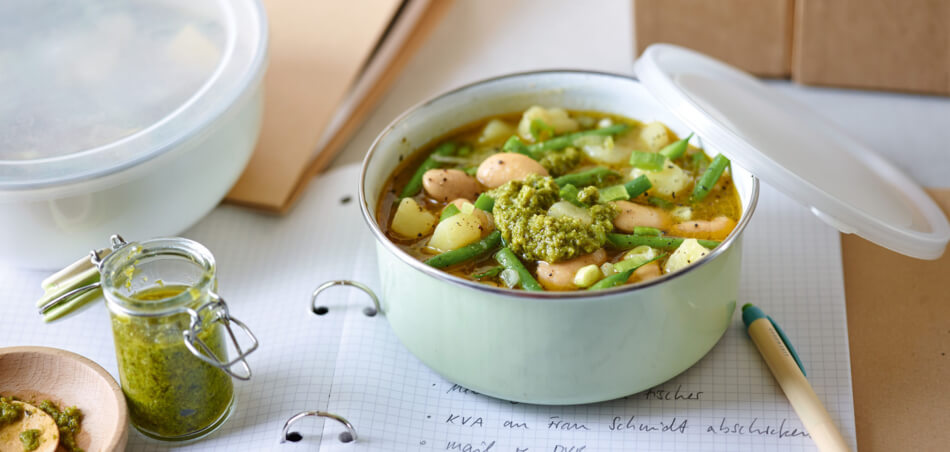 Kartoffel-Bohnen-Suppe mit Pesto - Rezept | LIDL Kochen