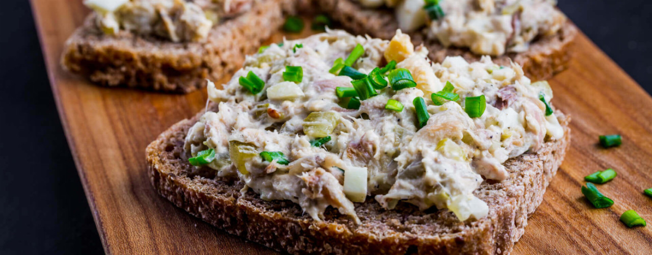 Makrelen-Dip mit Gewürzgurken - Rezept | LIDL Kochen