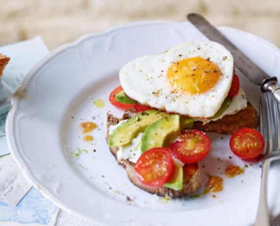 Schnell Einfach Avocado Tomaten Brot Mit Spiegelei Lidl Kochen